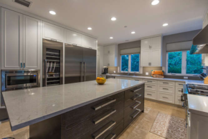 Kitchen cabinets in Thousand oaks